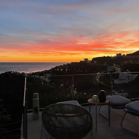 Stunning With Heated Infinity Pool Villa Torrox