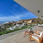 Stunning With Sea View And Pool Villa