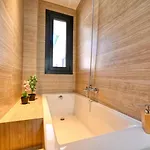 Villa Stunning With Sea View And Pool