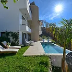 Stunning With Sea View And Pool