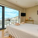 Stunning With Sea View And Pool Villa