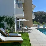 Villa Stunning With Sea View And Pool