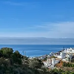 Stunning With Sea View And Pool