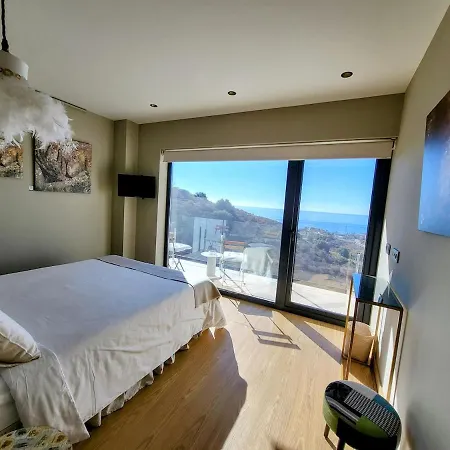 Stunning With Heated Infinity Pool *