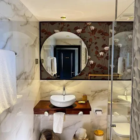 Villa Stunning With Heated Infinity Pool Torrox