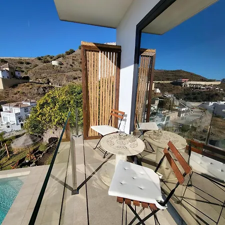 Stunning With Heated Infinity Pool * Torrox
