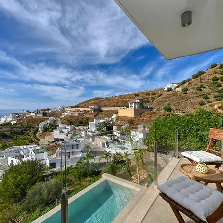 Villa Stunning With Sea View And Pool