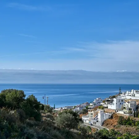 Stunning With Sea View And Pool